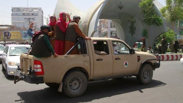 सभी प्रांतीय राजधानियों पर कब्जा