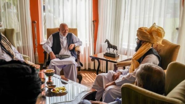 इस्लामी सरकार की स्थापना में सहयोग