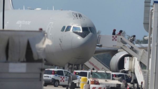 काबुल एयरपोर्ट पर हमले की आशंका