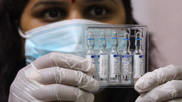 अस्पताल में भर्ती होने का जोखिम 18 गुना कम अस्पताल में भर्ती होने का जोखिम 18 गुना कम