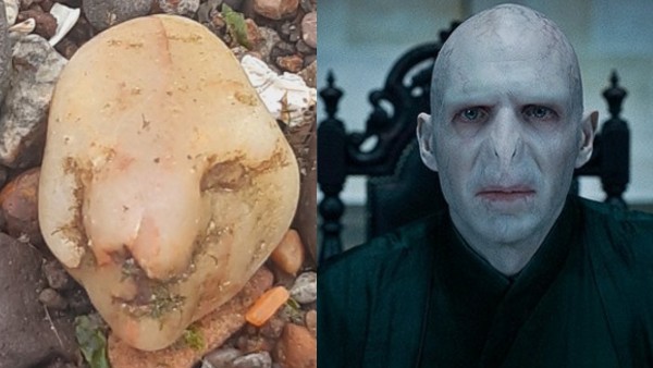 किनारे पर था रहस्यमयी पत्थर