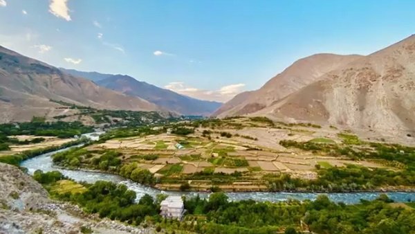 पंजशीर से खौफ खाता है तालिबान पंजशीर से खौफ खाता है तालिबान