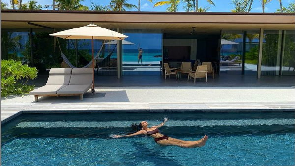 रिया कपूर ने इंस्टा पर शेयर की तस्वीर