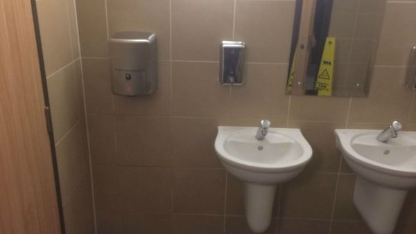 फोन में मिली 4 घंटे की रिकॉर्डिंग