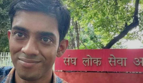  परिवार में दसवीं पास करने वाले दूसरे शख्स