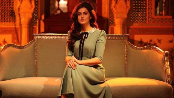 स्कूल इवेंट की है तस्वीर