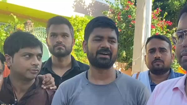 बेटे बेटियों के फ़र्क़ ने उन्हें प्रेरणा दी