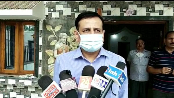 कार्रवाई शुरू होने के बाद से वह लापता