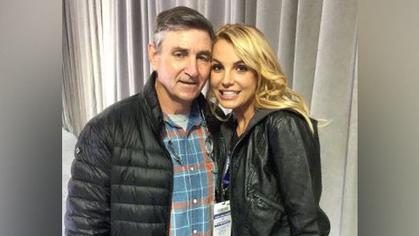 पिता ही लेते हैं ब्रिटनी के सभी फैसले