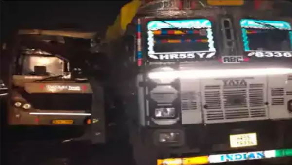 Bus and truck collision on Limbdi-Ahmedabad highway in Gujarat Bus and truck collision on Limbdi-Ahmedabad highway in Gujarat