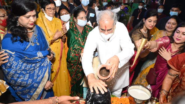 Big announcement by CM Bhupesh Baghel for women on Teeja Pora Tihar Big announcement by CM Bhupesh Baghel for women on Teeja Pora Tihar