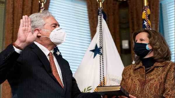 भारत यात्रा पर हवाना सिंड्रोम की चपेट में आए एक सीआईए अफसर-रिपोर्ट