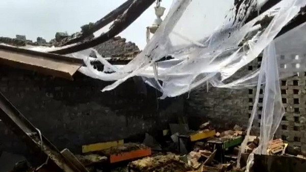 school building collapsed in Gannaur Sonepat the district of haryana, 25 students injured school building collapsed in Gannaur Sonepat the district of haryana, 25 students injured
