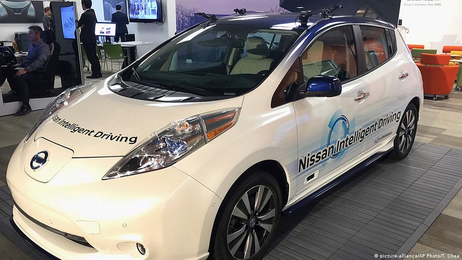 निसान की स्वचालित गाड़ी 
