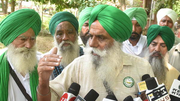 अकाली दल ने भी प्रदर्शन में हिस्सा लिया