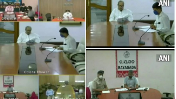 मुख्यमंत्री नवीन पटनायक ने की बैठक