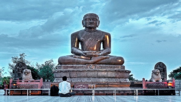 बाकी धर्मों की आबादी पर रिपोर्ट