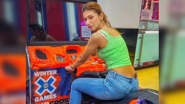 जसलीन ने अस्पताल से अपना एक वीडियो शेयर किया 