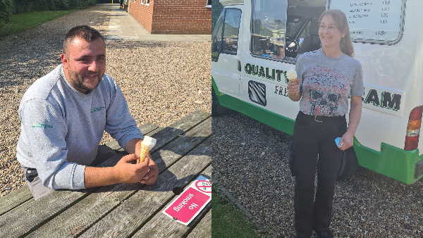 काम के बीच ब्रेक में आइसक्रीम का लुत्फ काम के बीच ब्रेक में आइसक्रीम का लुत्फ