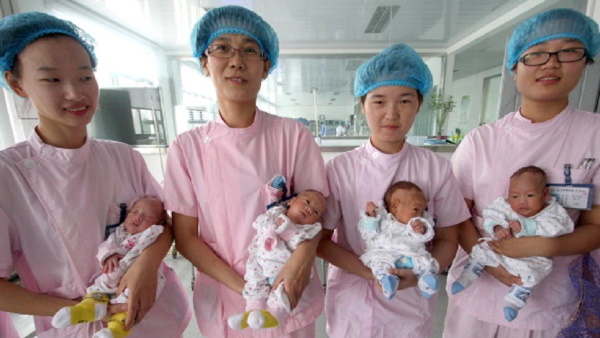 एक ही एग से पैदा होते हैं समान जड़वां बच्चे