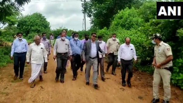 'गांव के कई लोगों को दूल्हा या दुल्हन नहीं मिलती'