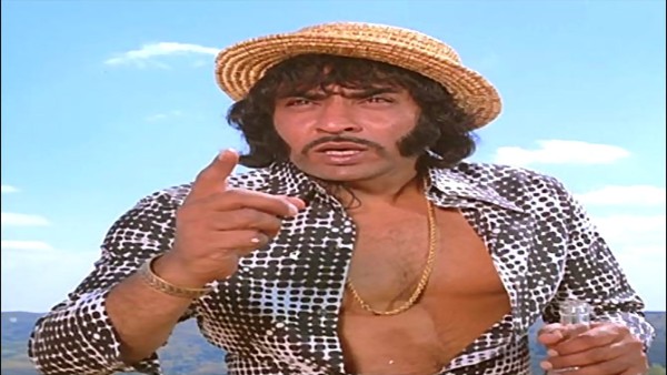 महिलाओं के छोटे कपड़ों ने बर्बाद कर दिया करियर