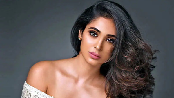 एक्ट्रेस के साथ चाकू की नोक पर लूटपाट