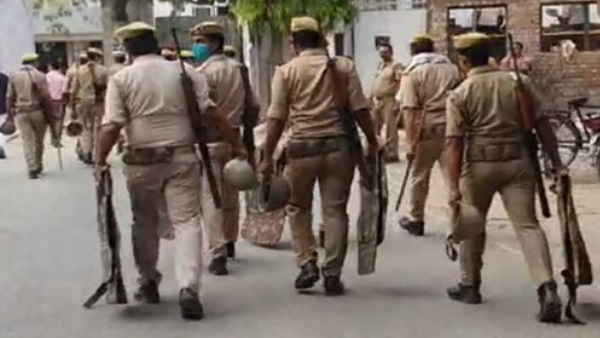 सीसीटीवी कैमरे में कैद हुए आरोपी