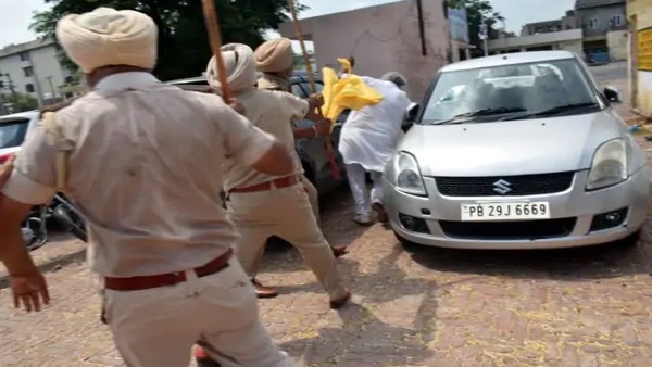 कैप्टन सरकार पर साधा निशाना