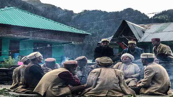 कैसे मिली वैक्सीन लगाने की इजाजत ?