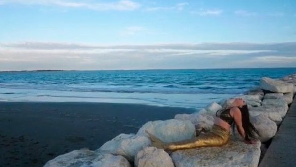 सोशल मीडिया पर फोटो वायरल