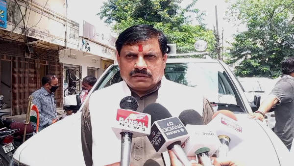 दोनों गांव में दस शव पहुंचने पर पूरा गांव गमगीन हो गया दोनों गांव में दस शव पहुंचने पर पूरा गांव गमगीन हो गया