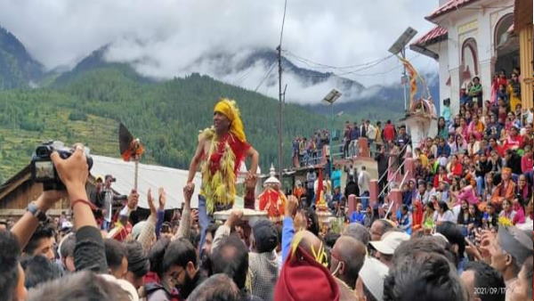  ऐसे मनाते हैं सेलकू 