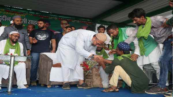 मुस्लिम नेतृत्व तैयार करना चाहते हैं ओवैसी