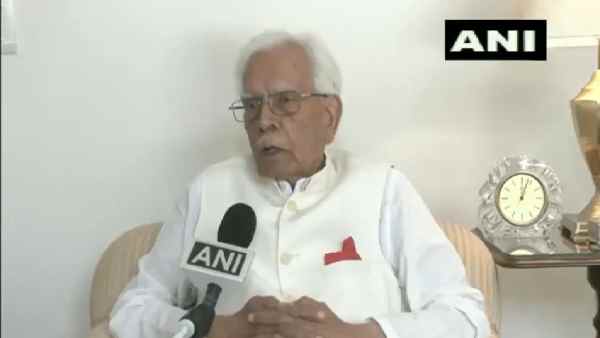 नटवर सिंह के निशाने पर भी गांधी परिवार और राहुल