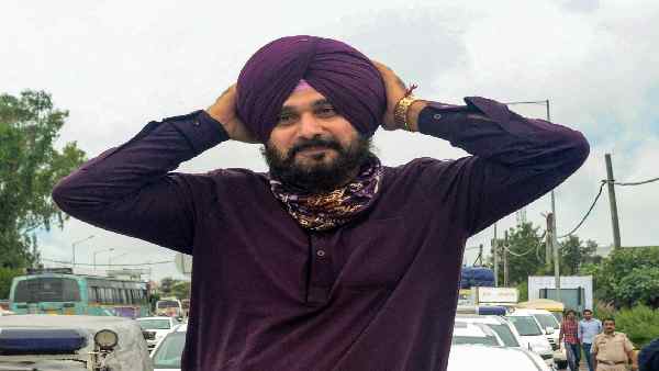 राज्य सभा के सांसद पद से दे दिया था इस्‍तीफा 