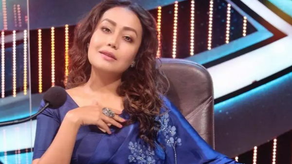नेहा कक्‍कड़ ने कहा क्यूं अर्चना मैम