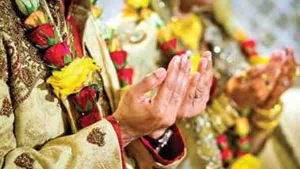 नाना की शादी में नातियों ने किया डांस