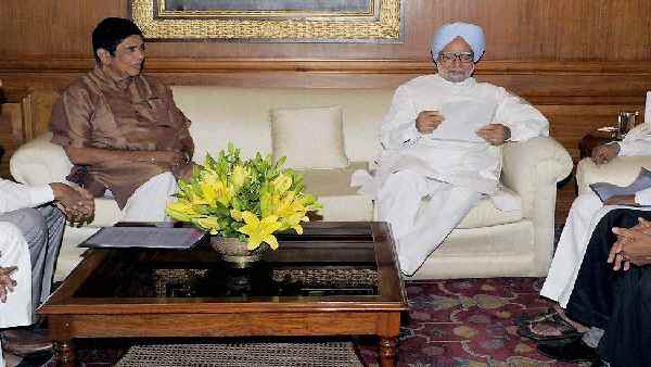 सोनिया गांधी के काफी भरोसेमंद थे ऑस्कर फर्नांडिस