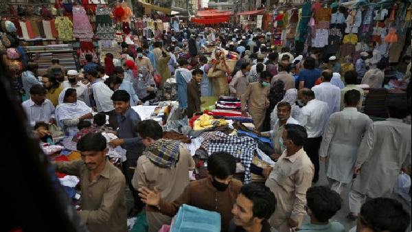 40 प्रतिशत ग्रेजुएट लोग बेरोजगार 40 प्रतिशत ग्रेजुएट लोग बेरोजगार