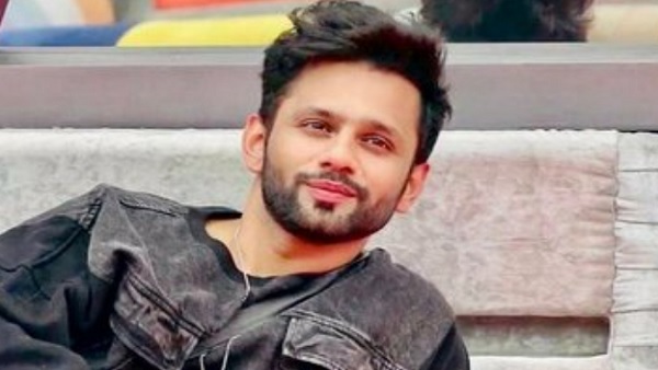 पहला एलबम 'तेरा इंतजार' था