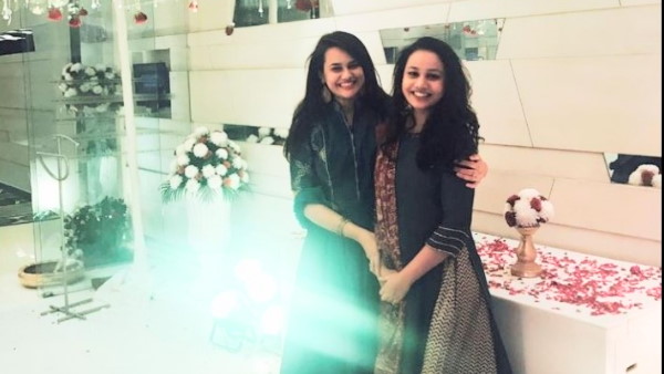 रिया डाबी सोशल मीडिया पर काफी एक्टिव हैं