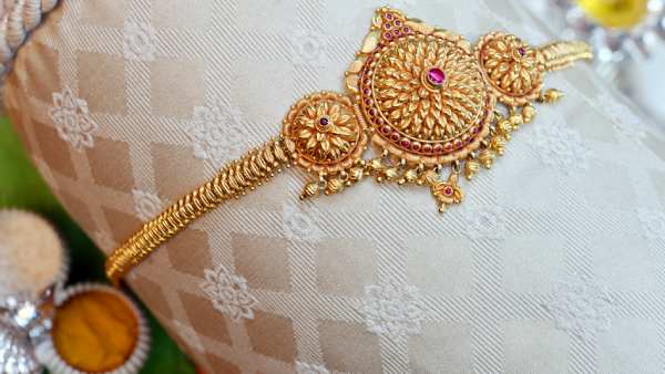  24 कैरेट से 18 कैरेट तक का दाम