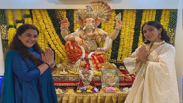 मॉम अमृता सिंह के साथ आईं नजर