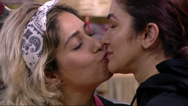 नेहा भसीन ने अनु मलिक पर लगाया था ये आरोप नेहा भसीन ने अनु मलिक पर लगाया था ये आरोप