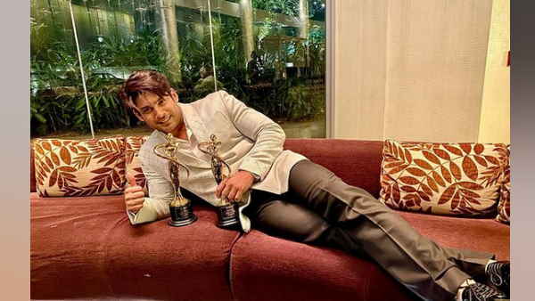 सिद्धार्थ शुक्ला ने 2008 से शुरू किया टीवी करियर सिद्धार्थ शुक्ला ने 2008 से शुरू किया टीवी करियर