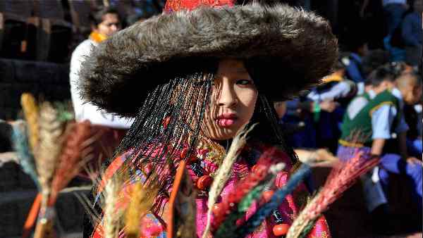 भाषा का अधिकार जताने पर चीन करता है प्रताड़ित