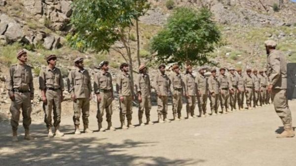 10 हजार से ज्यादा सैनिक 10 हजार से ज्यादा सैनिक