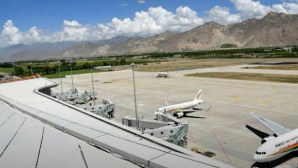 भारतीय सीमा पर 30 एयरपोर्ट का निर्माण