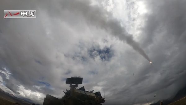 5400 मीटर की ऊंचाई पर युद्धाभ्यास